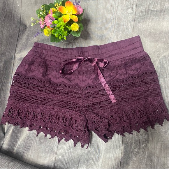 No Boundaries Pants - No Boundaries Purple Lace Shorts